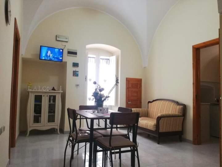 L 'Alcova Holidays Home Centro Storico Ceglie Messapica Ngoại thất bức ảnh